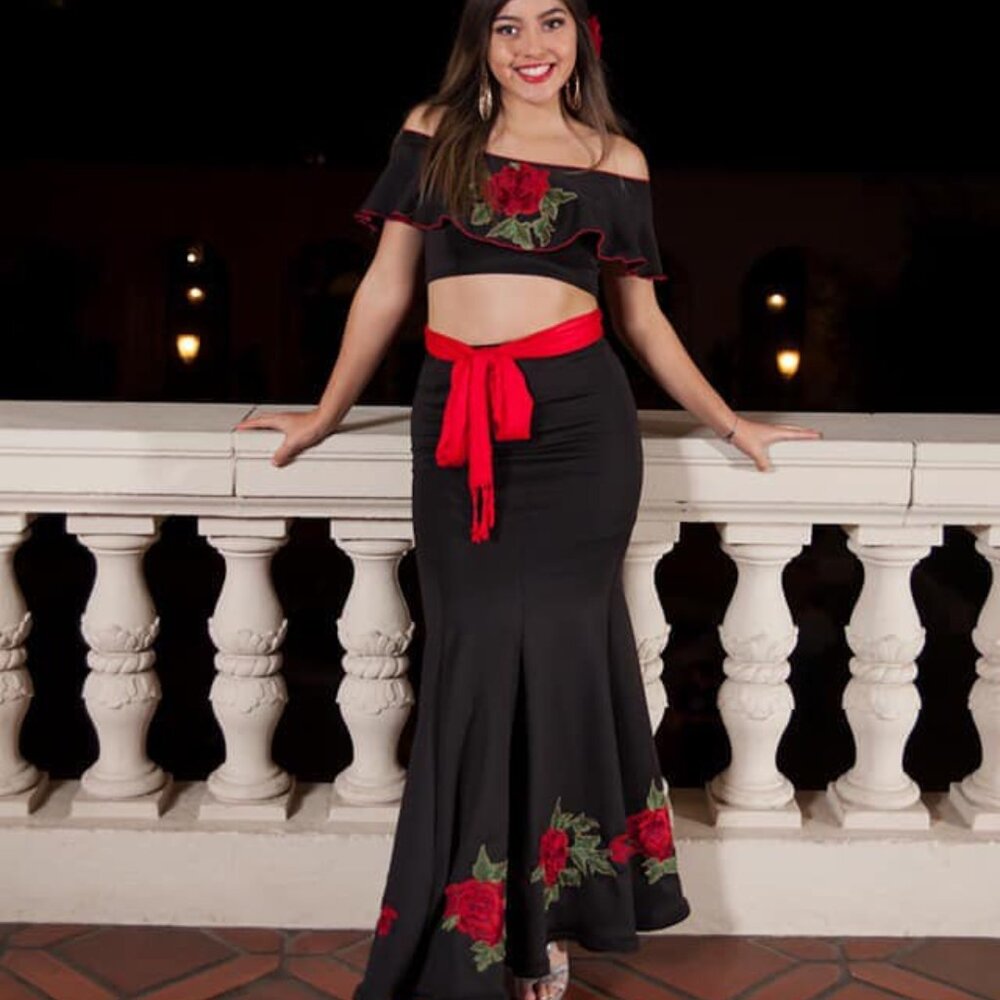 Mexican Dress - Picture 1 of 2